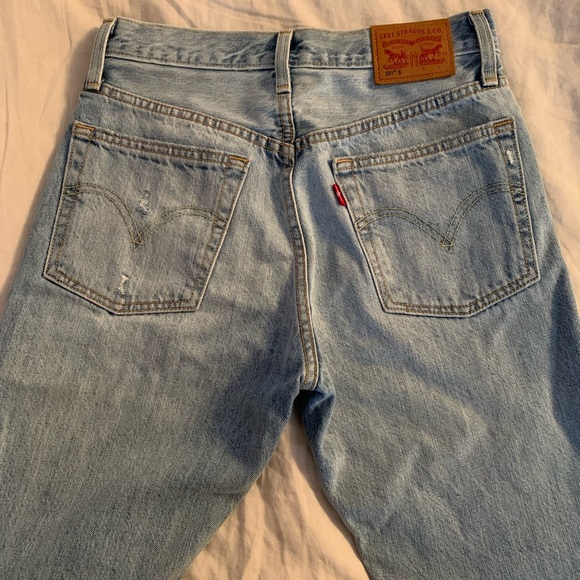 NWOT Levi’s 501 Skinny - Picture 2 of 5